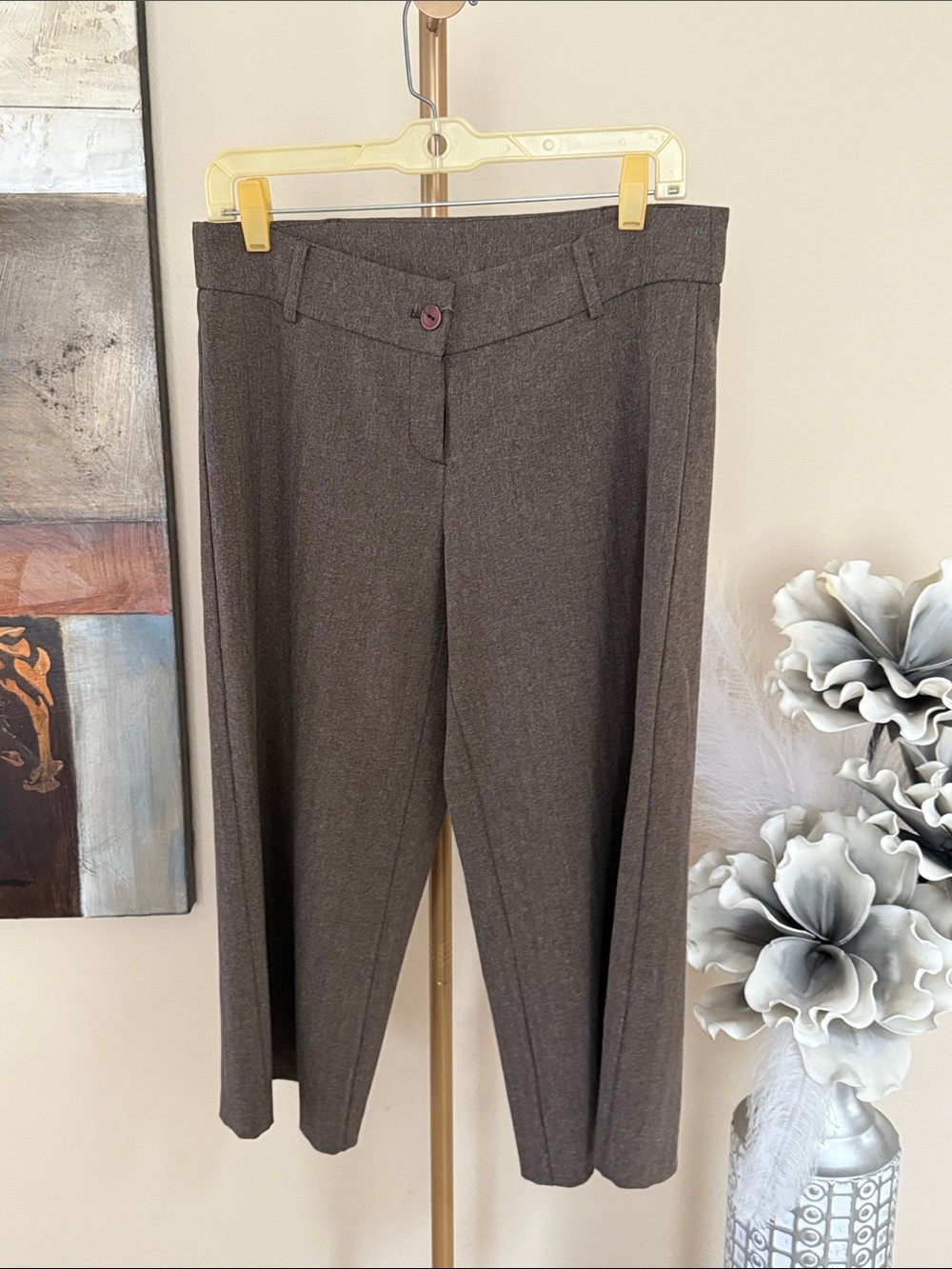 Source Unknown Brown Tailored Capris